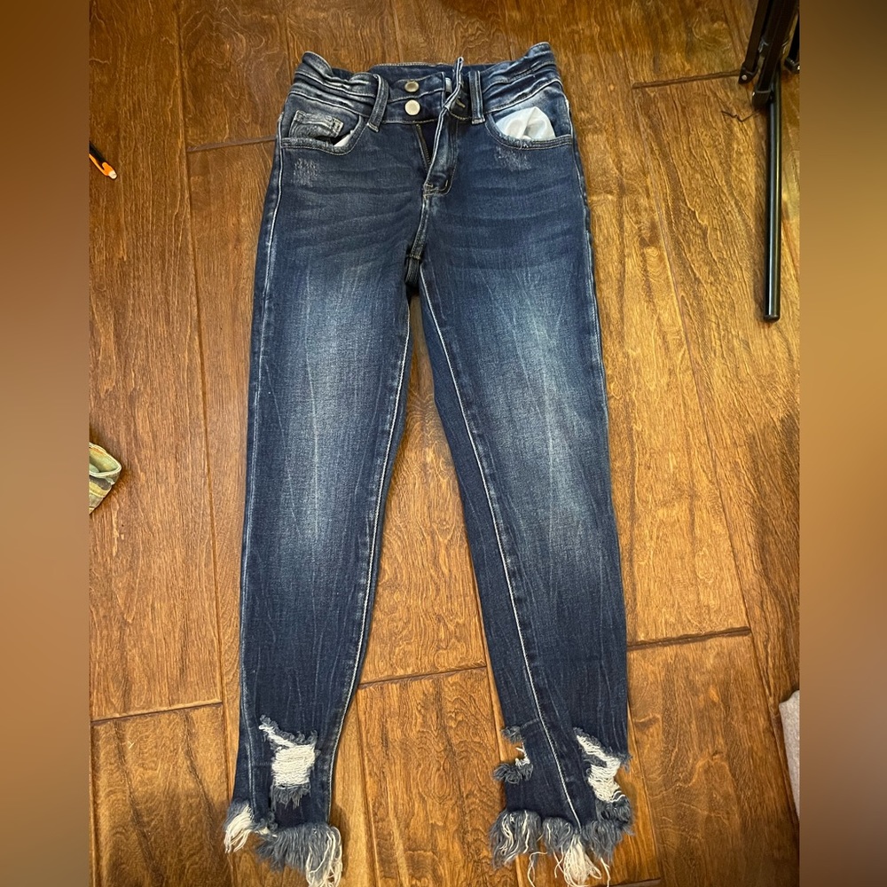 Kancan Signature Size 24